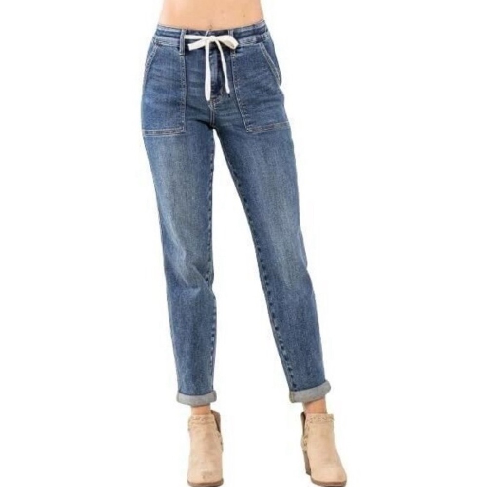 NWT Judy Blue High Rise Cuffed Jogger Jeans 11/30